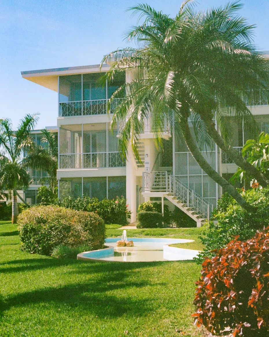 How Much Does Lawn Care Cost in St. Petersburg?